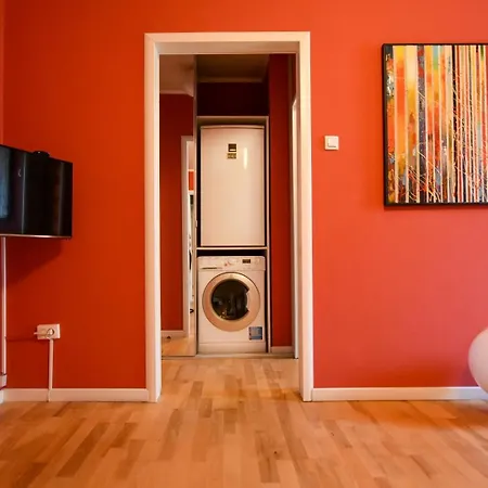 Urban Retreat - Central With Cozy Charm דירה *