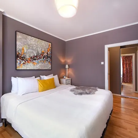 Urban Retreat - Central With Cozy Charm דירה בוקרשט